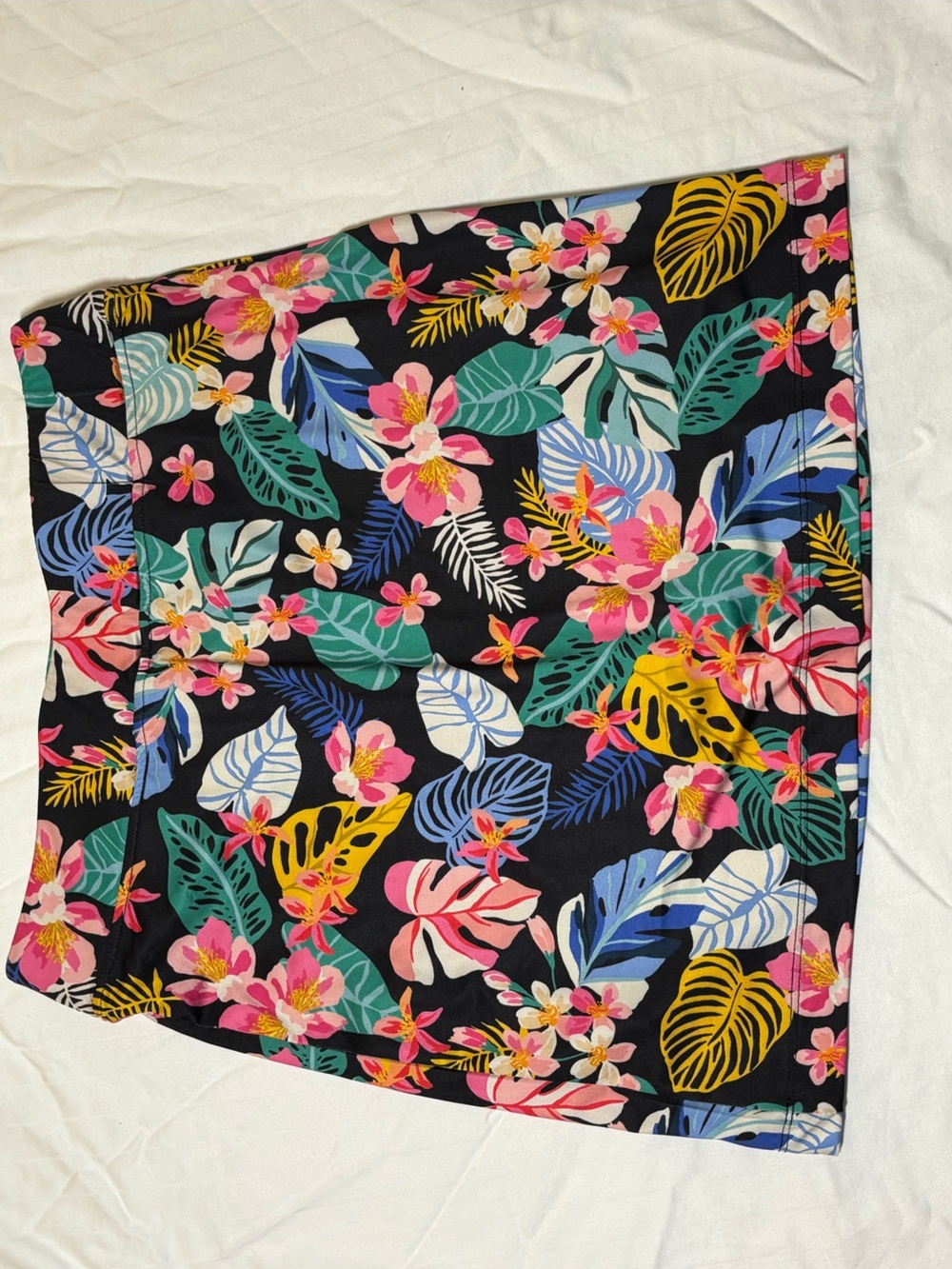 Stella Parker Small Tropical Floral Women’s Skort Black Multi